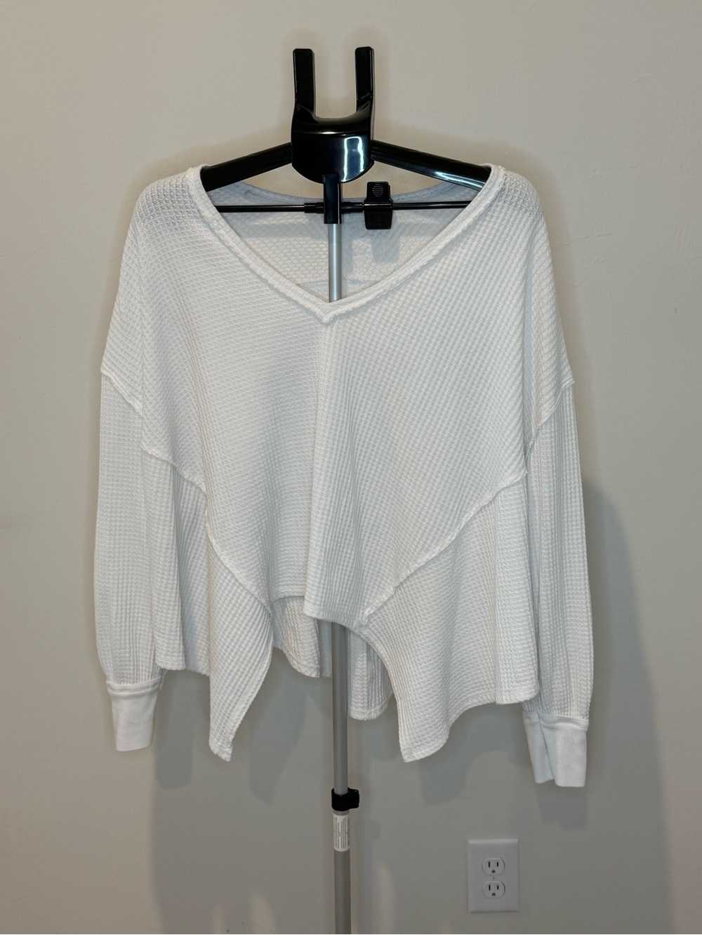 Free People Off-White Textured V-Neck Oversized Pullover